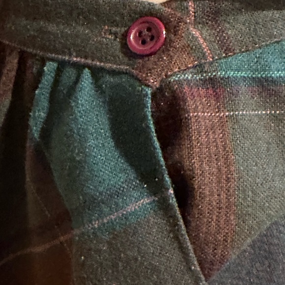 Avon Fashion Vintage. Red Blue Plaid Classic Aline W Pockets Buttons Sid… - Picture 8 of 12